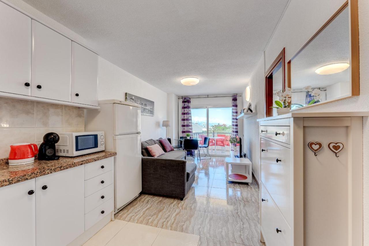 Torres Del Sol Beach Front Apartment Ph06 Лос Кристианос Екстериор снимка