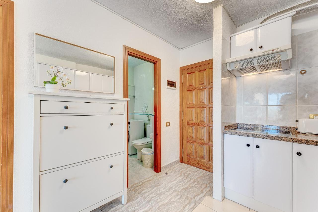 Torres Del Sol Beach Front Apartment Ph06 Лос Кристианос Екстериор снимка