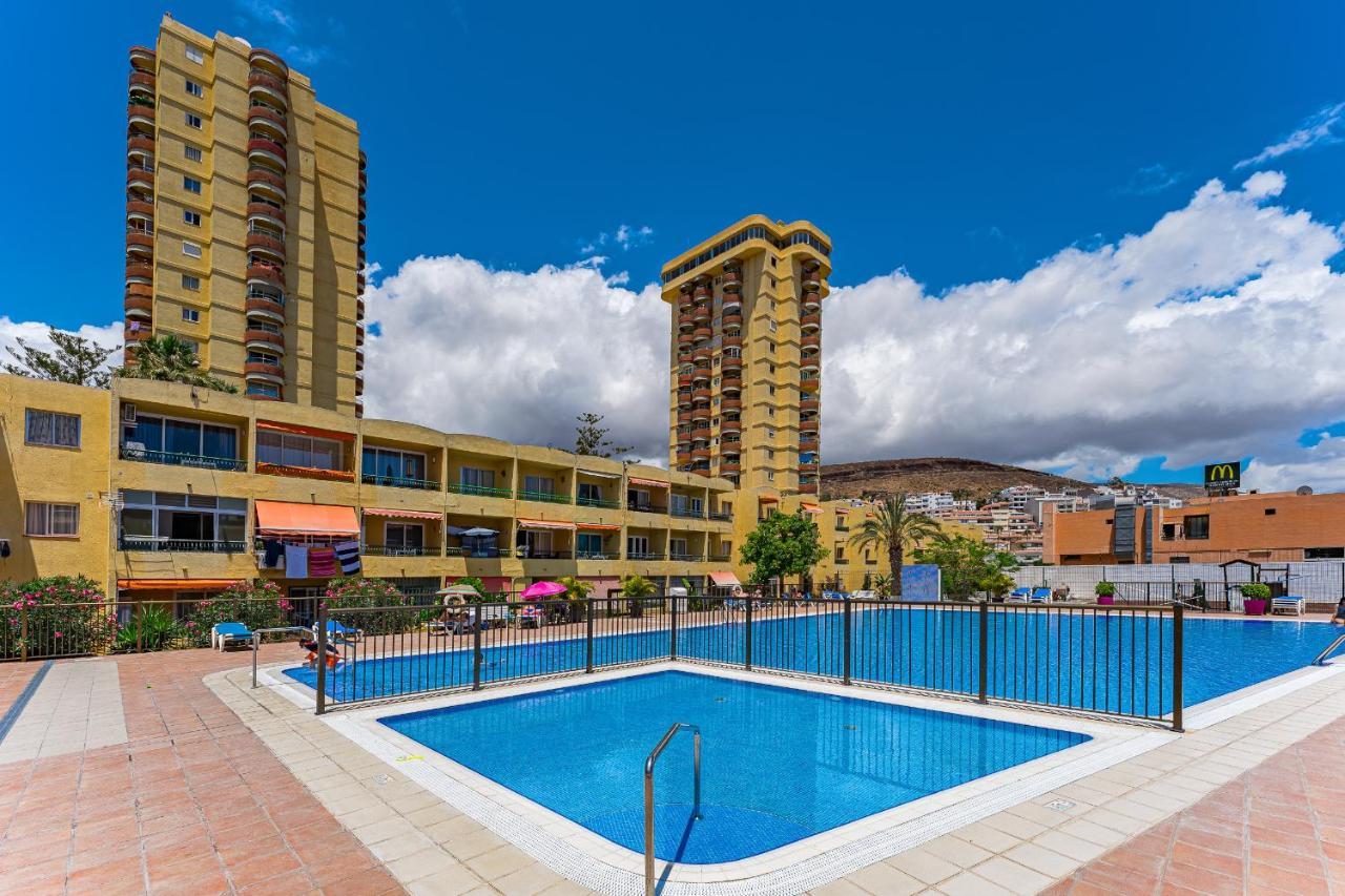 Torres Del Sol Beach Front Apartment Ph06 Лос Кристианос Екстериор снимка